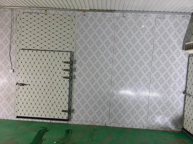 工业冷水机在高温生产环境中的应用与优势